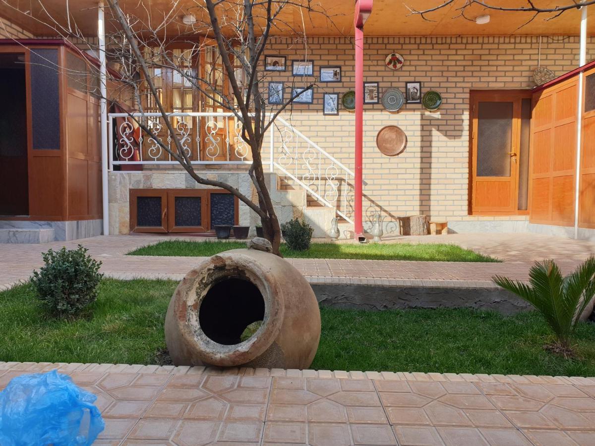 Marhabo Guesthouse サマルカンド エクステリア 写真